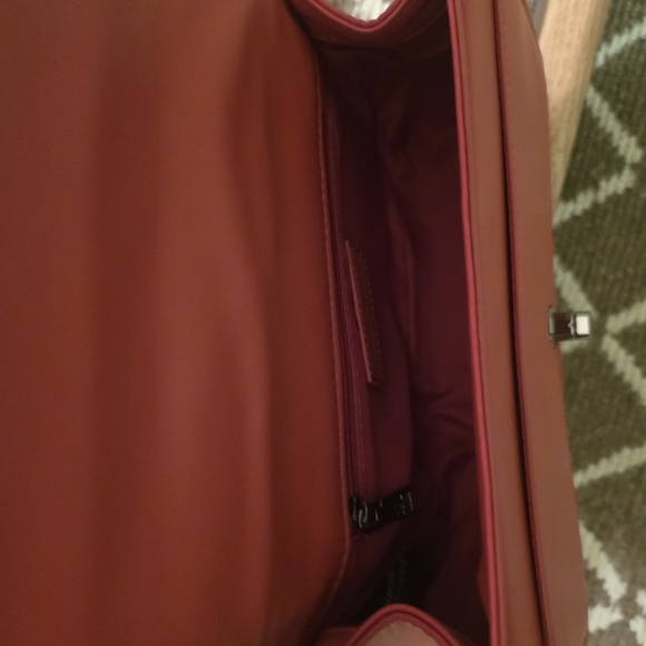 NWT Badgley Mischka Quilted Red Crossbody Bag - Picture 5 of 9